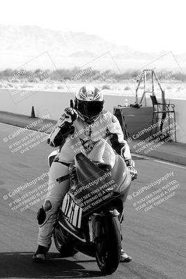 media/Mar-20-2023-Moto Forza (Mon) [[d0bbc59e78]]/Around the Pits/